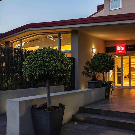 Ibis Cornella Hotel Cornella de Llobregat Exterior photo